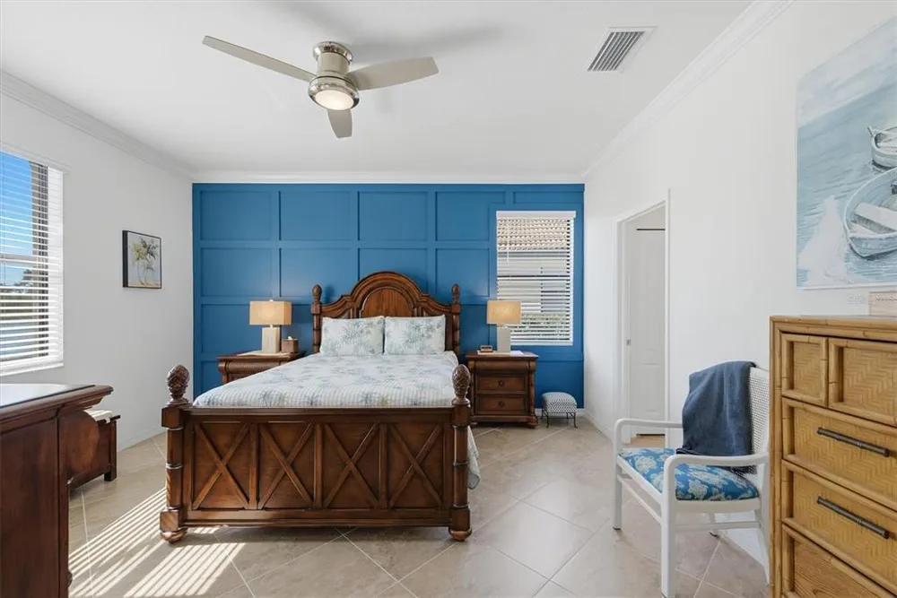 10475 Medjool Dr, Venice, FL 34293