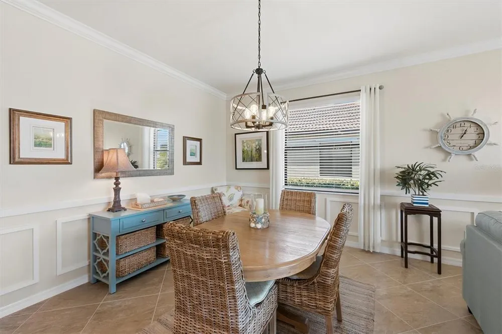 10475 Medjool Dr, Venice, FL 34293