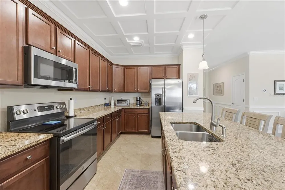 10475 Medjool Dr, Venice, FL 34293