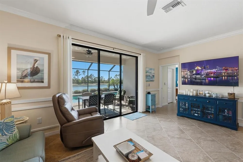 10475 Medjool Dr, Venice, FL 34293