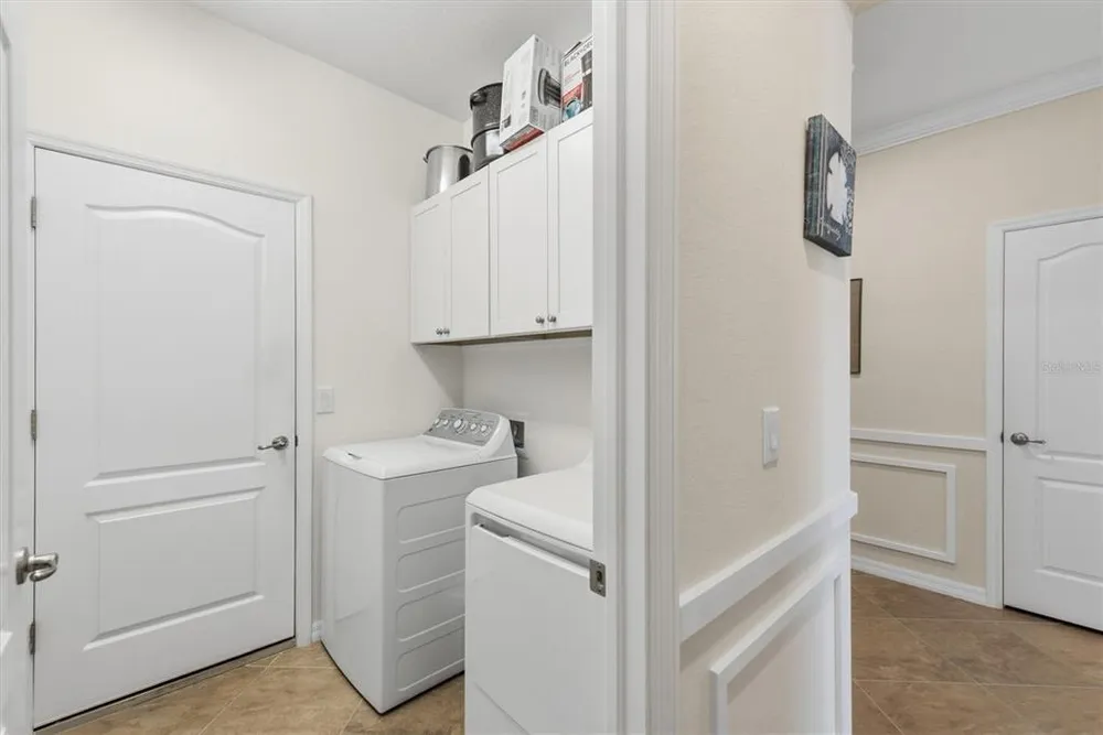 10475 Medjool Dr, Venice, FL 34293