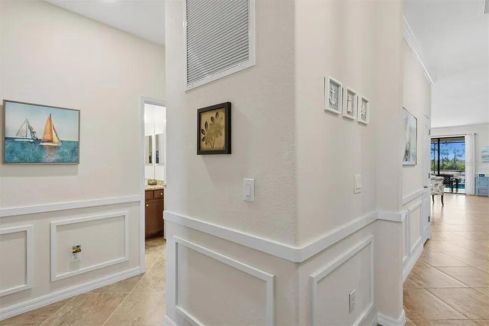 10475 Medjool Dr, Venice, FL 34293
