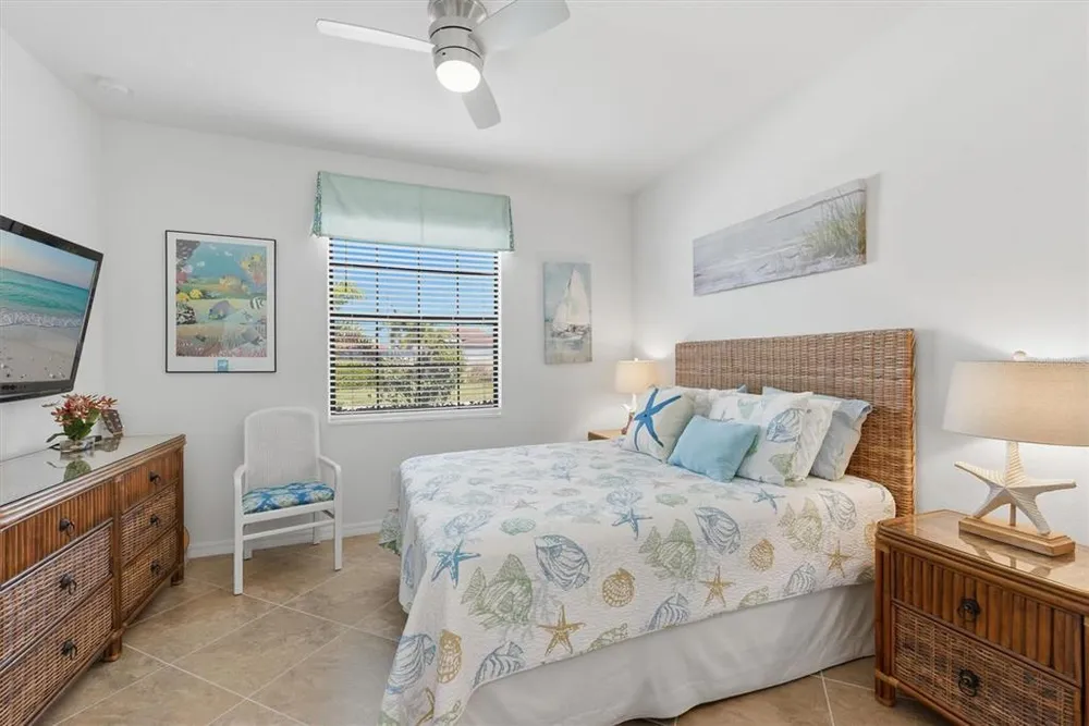 10475 Medjool Dr, Venice, FL 34293