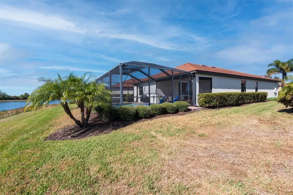 10475 Medjool Dr, Venice, FL 34293