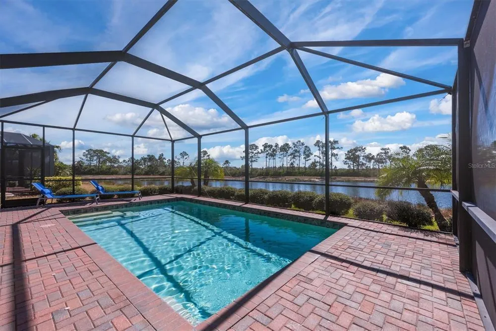 10475 Medjool Dr, Venice, FL 34293