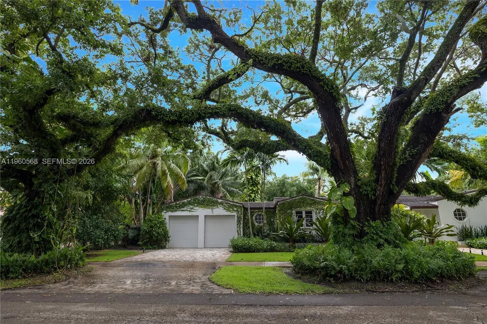 9105 NE 5th Ave, Miami Shores, FL 33138