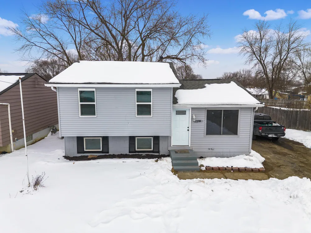 3586 Alkire Rd, Grove City, OH 43123