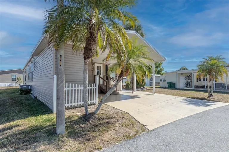 2100 Kings Hwy, Port Charlotte, FL 33980