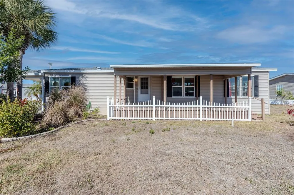 2100 Kings Hwy, Port Charlotte, FL 33980