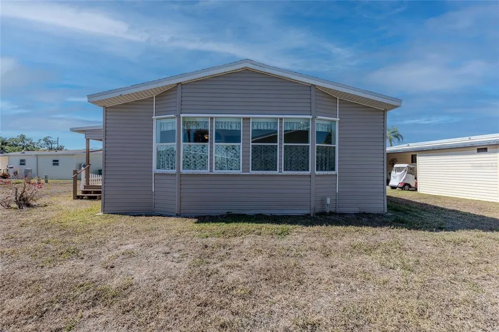 2100 Kings Hwy, Port Charlotte, FL 33980