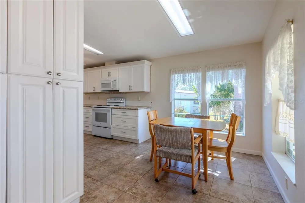 2100 Kings Hwy, Port Charlotte, FL 33980