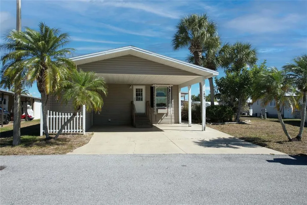 2100 Kings Hwy, Port Charlotte, FL 33980