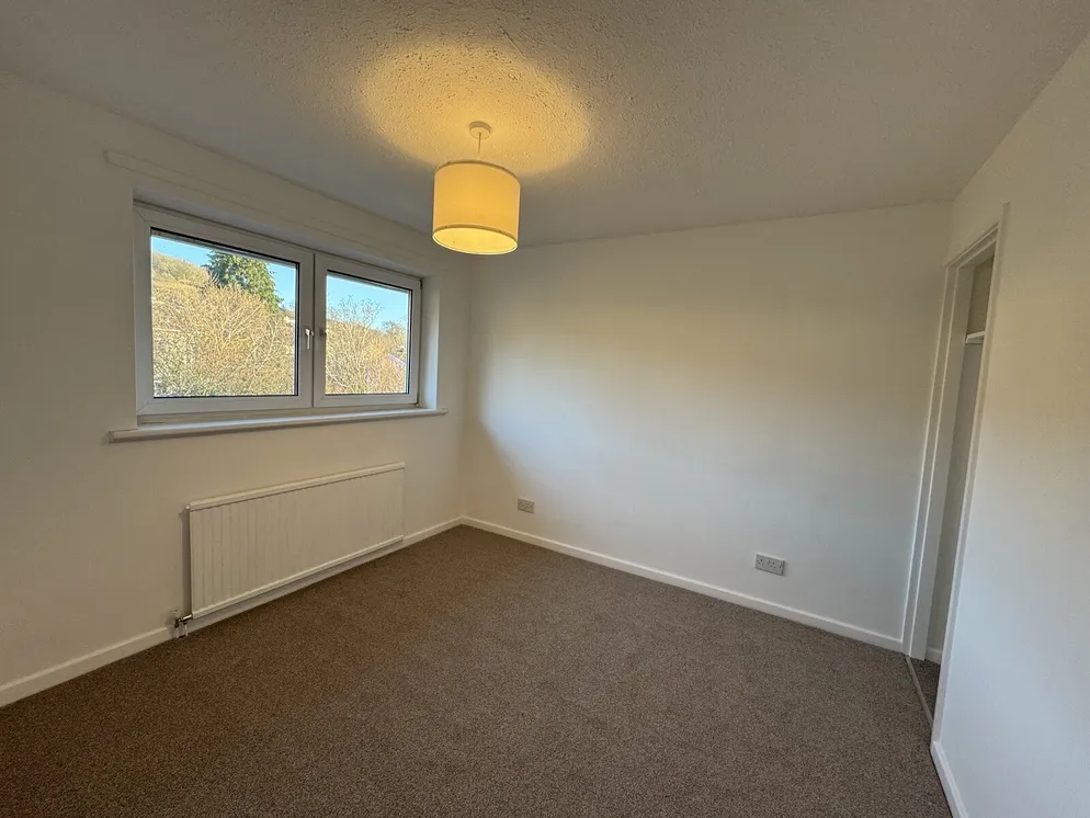 Property carousel item 11