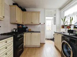 Cranborne Road, Barking thumb 3