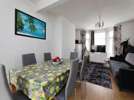 Cranborne Road, Barking thumb 3