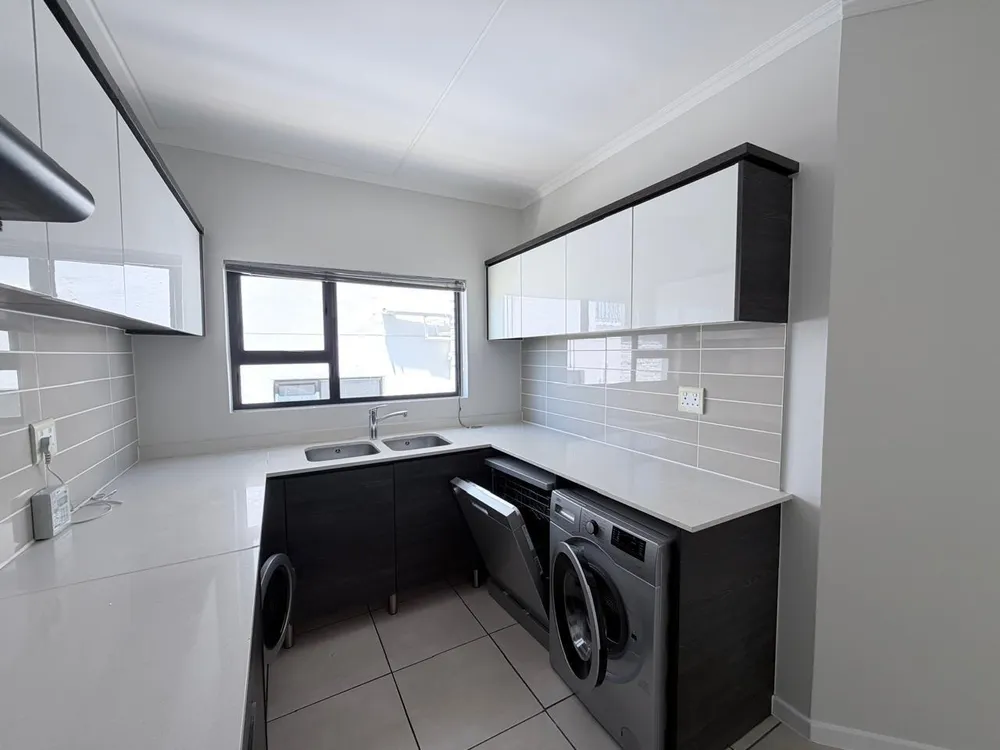 South Africa, Gauteng, Greenstone Hill, Stone Close, 10
