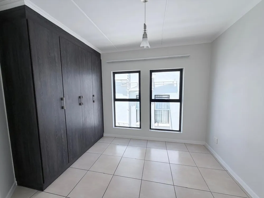 South Africa, Gauteng, Greenstone Hill, Stone Close, 10