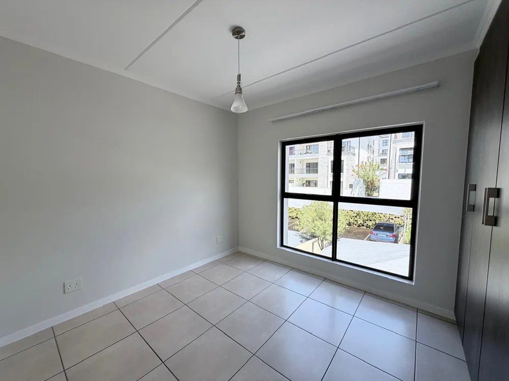 South Africa, Gauteng, Greenstone Hill, Stone Close, 10