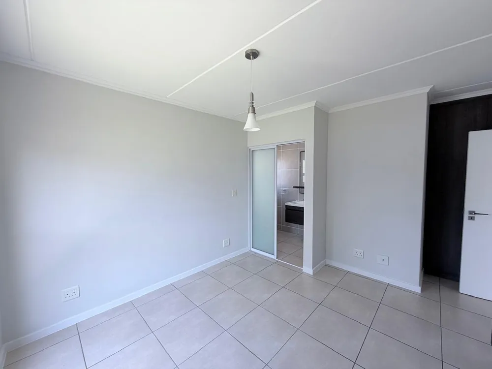 South Africa, Gauteng, Greenstone Hill, Stone Close, 10