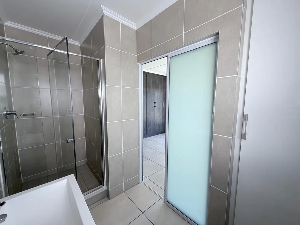South Africa, Gauteng, Greenstone Hill, Stone Close, 10