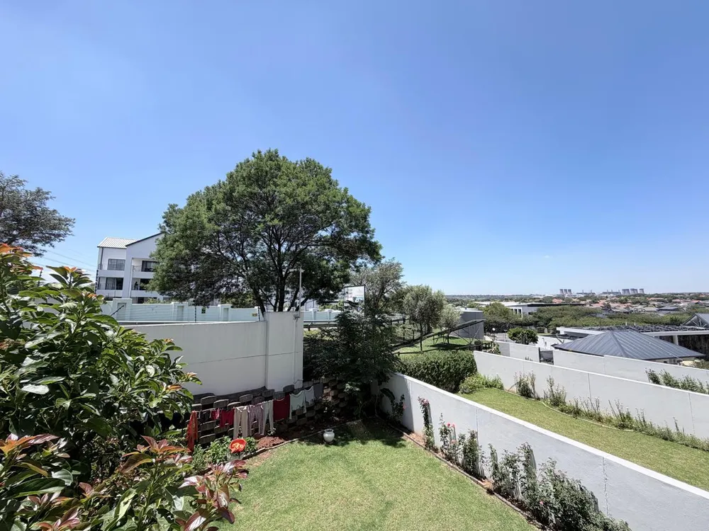 South Africa, Gauteng, Greenstone Hill, Stone Close, 10