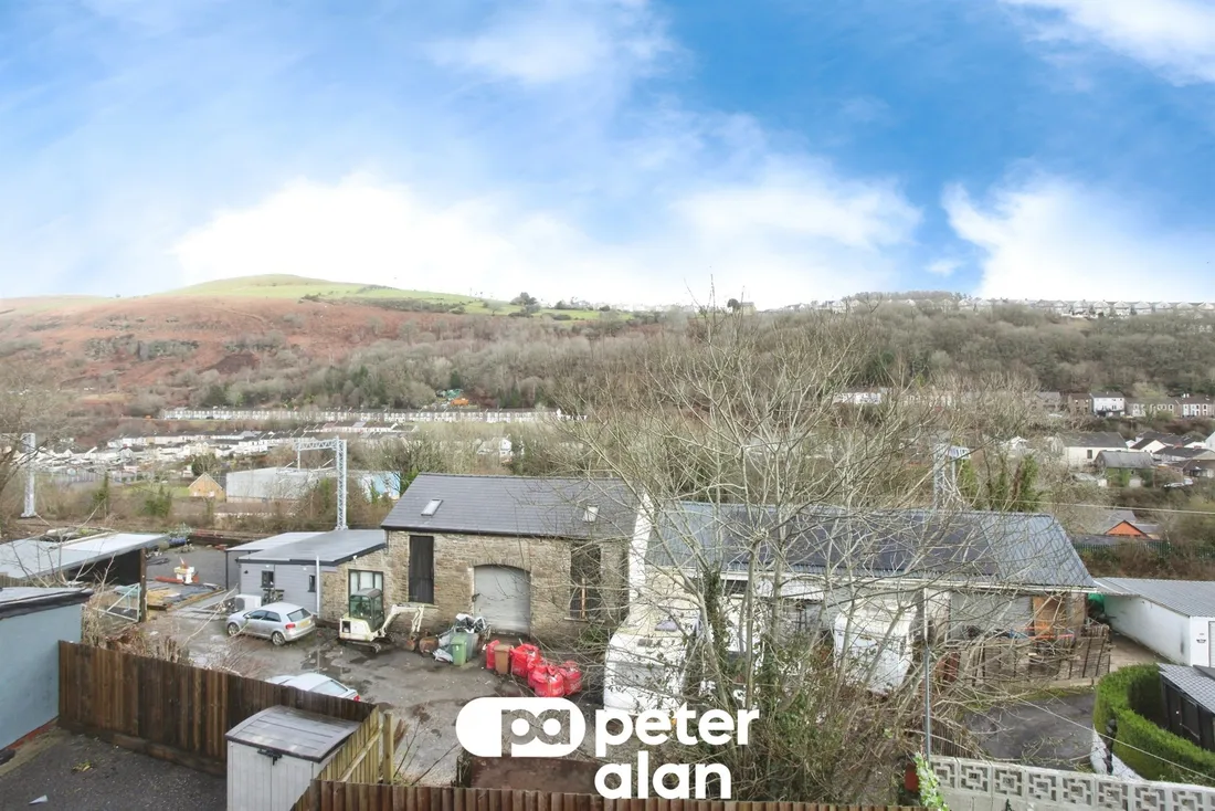 Property photo 28