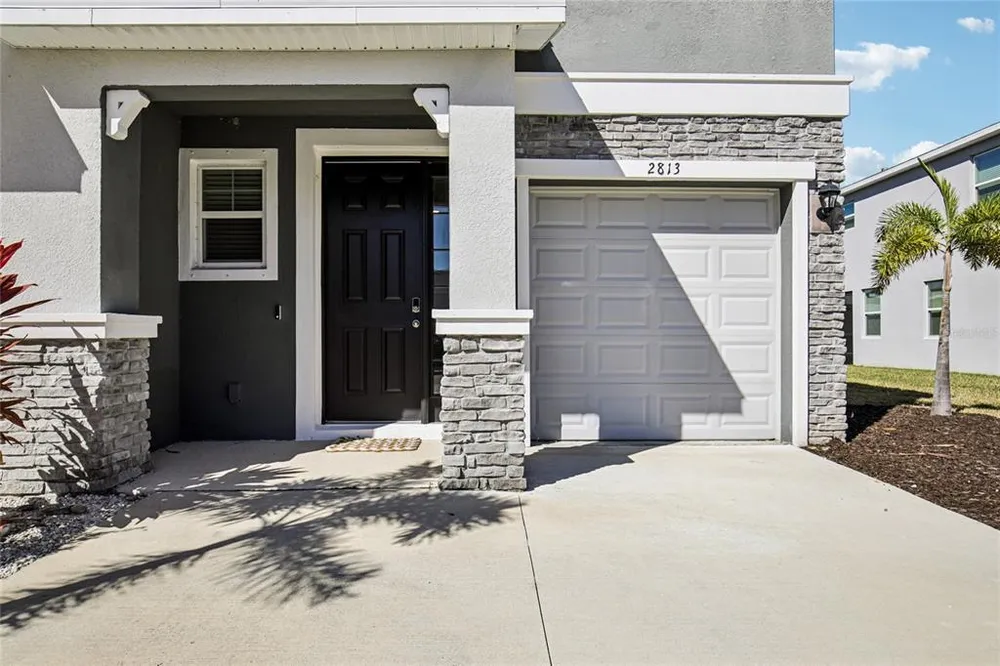 2813 Midnight Pearl Dr, Sarasota, FL 34240