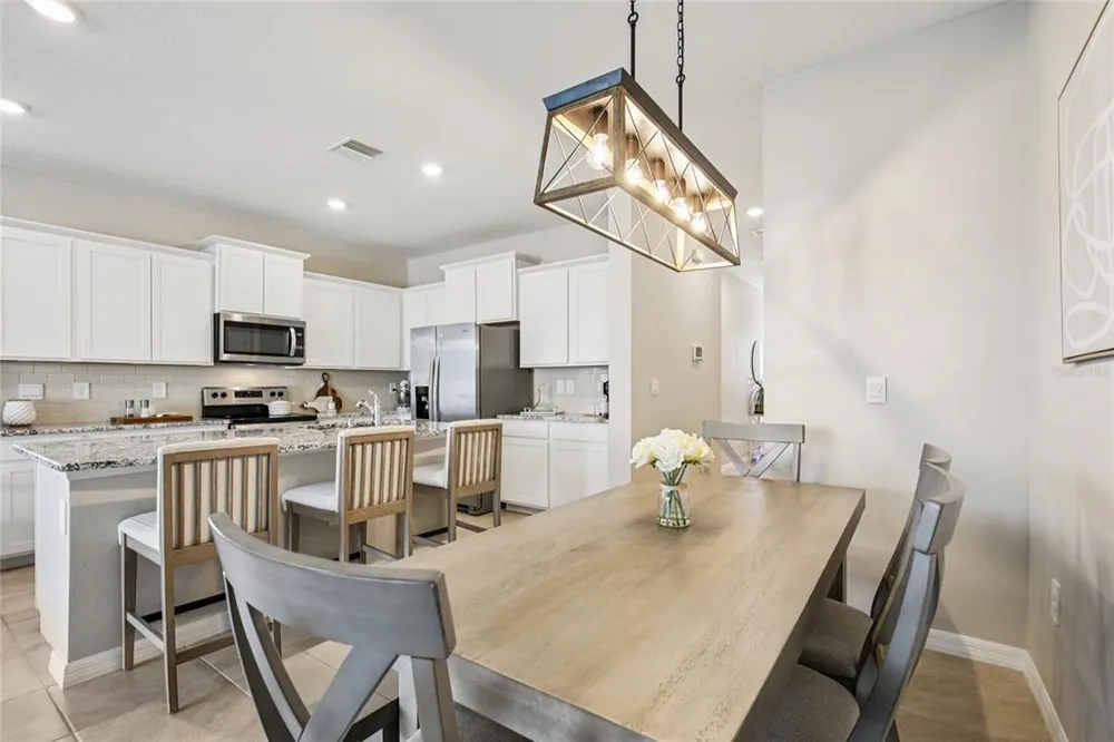 2813 Midnight Pearl Dr, Sarasota, FL 34240