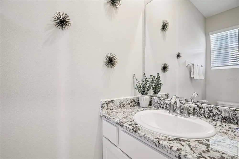 2813 Midnight Pearl Dr, Sarasota, FL 34240