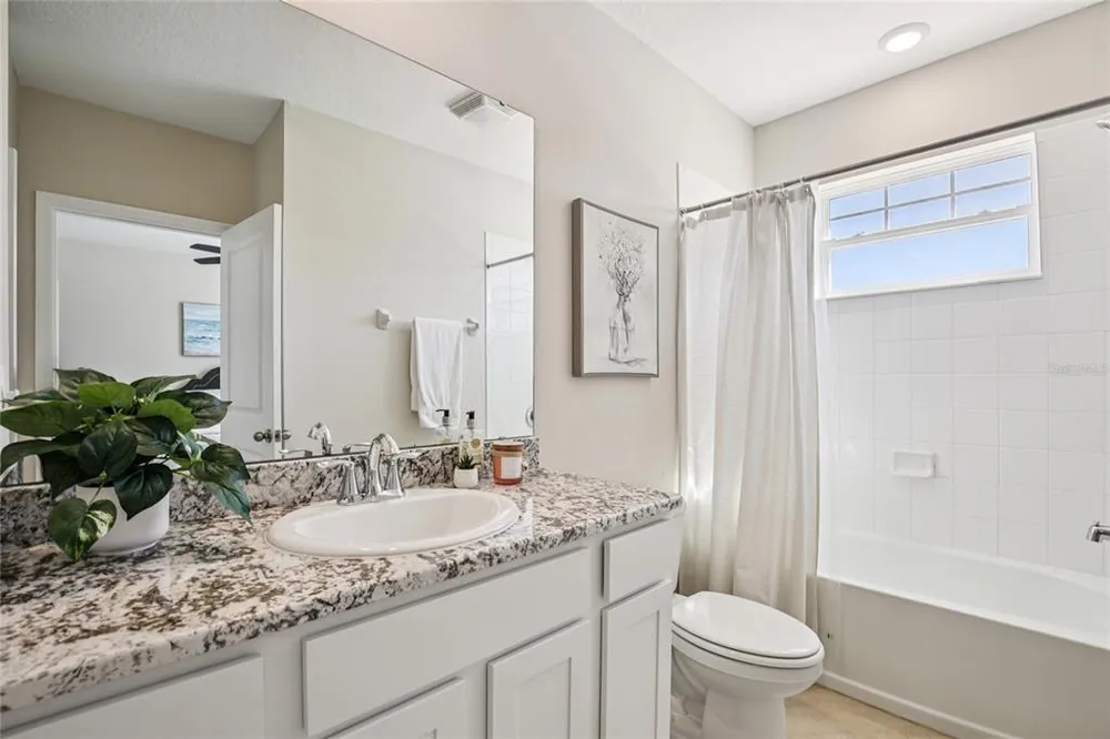 2813 Midnight Pearl Dr, Sarasota, FL 34240