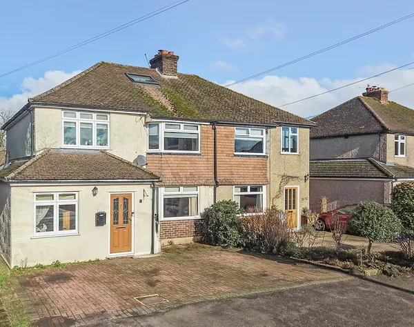 Glenfield Road, Brockham, Betchworth, Surrey, RH3