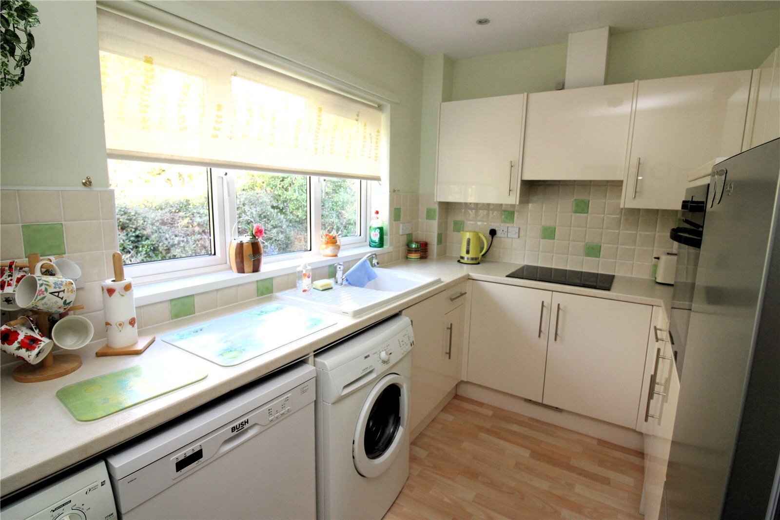 Northwood Square, Fareham, Hampshire, PO16 Image 4