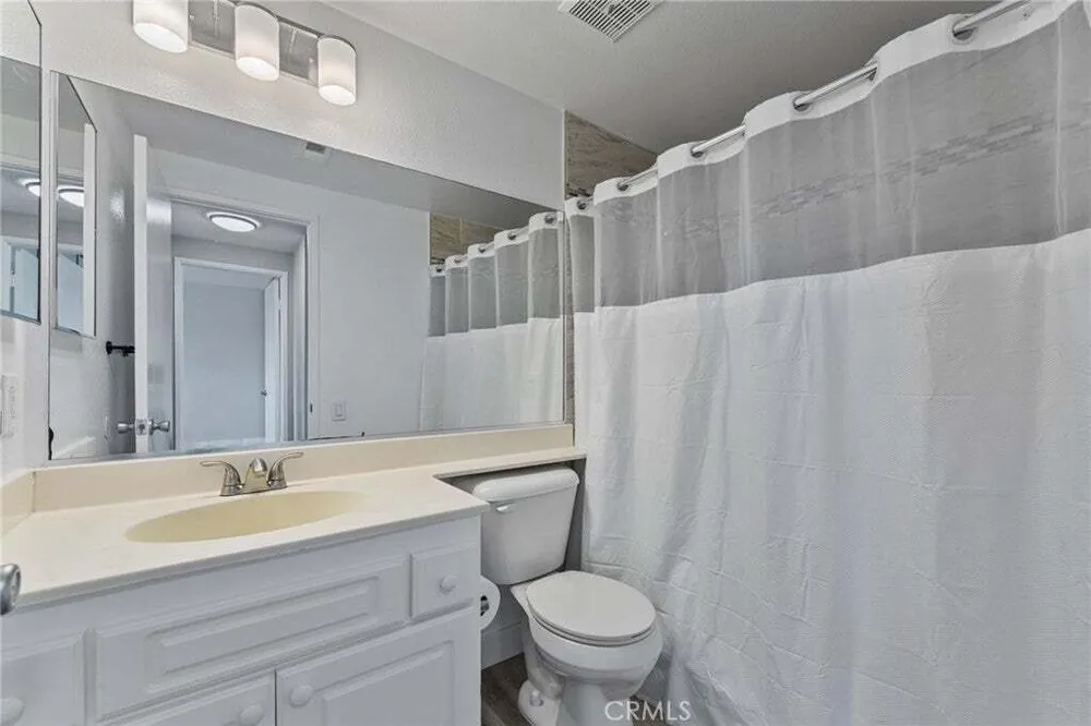 16040 Leffingwell Rd, Whittier, CA 90603