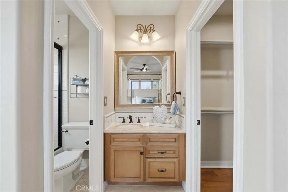1202 Huntington St, Huntington Beach, CA 92648