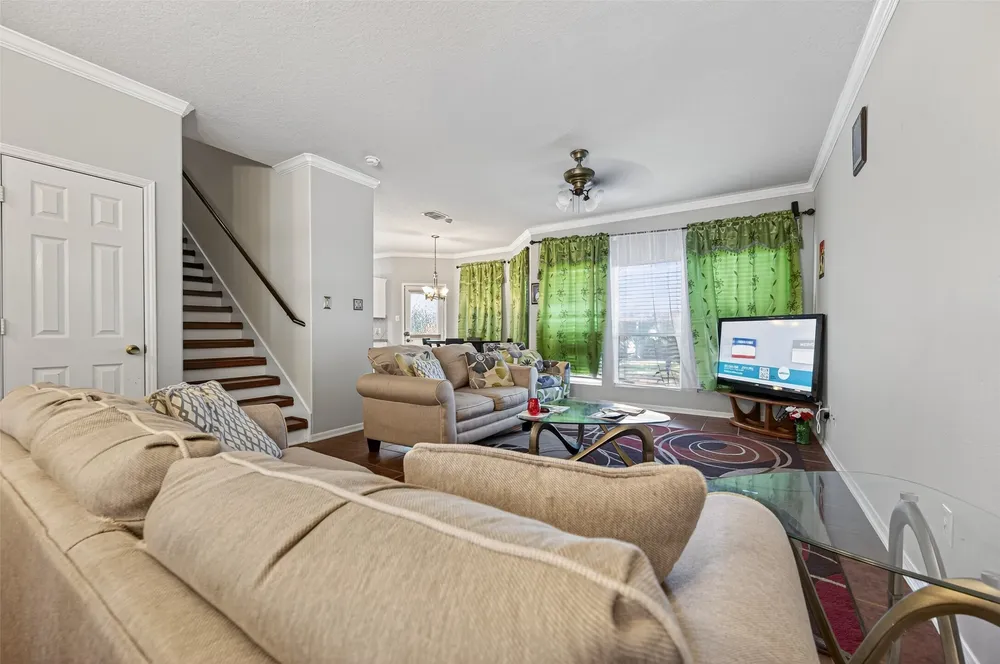 18439 Alemarble Oak St, Cypress, TX 77429