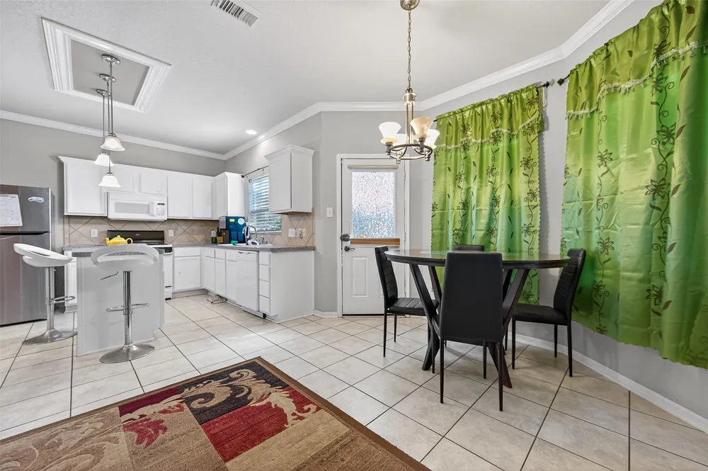 18439 Alemarble Oak St, Cypress, TX 77429