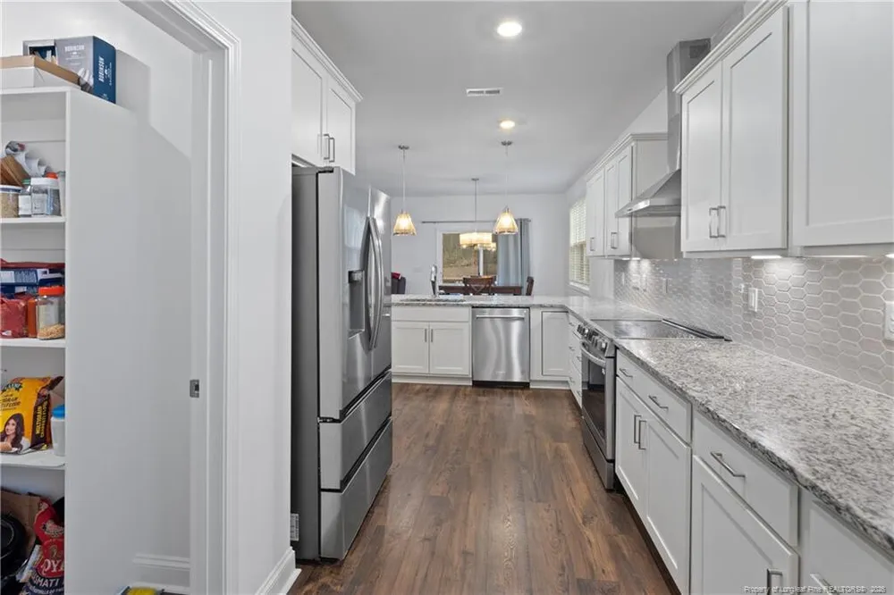 127 Plantation Dr, Southern Pines, NC 28387