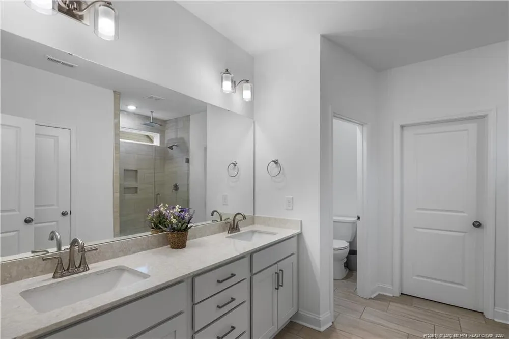127 Plantation Dr, Southern Pines, NC 28387