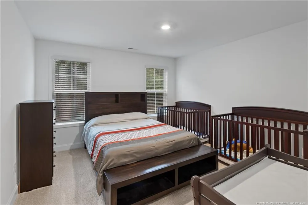 127 Plantation Dr, Southern Pines, NC 28387