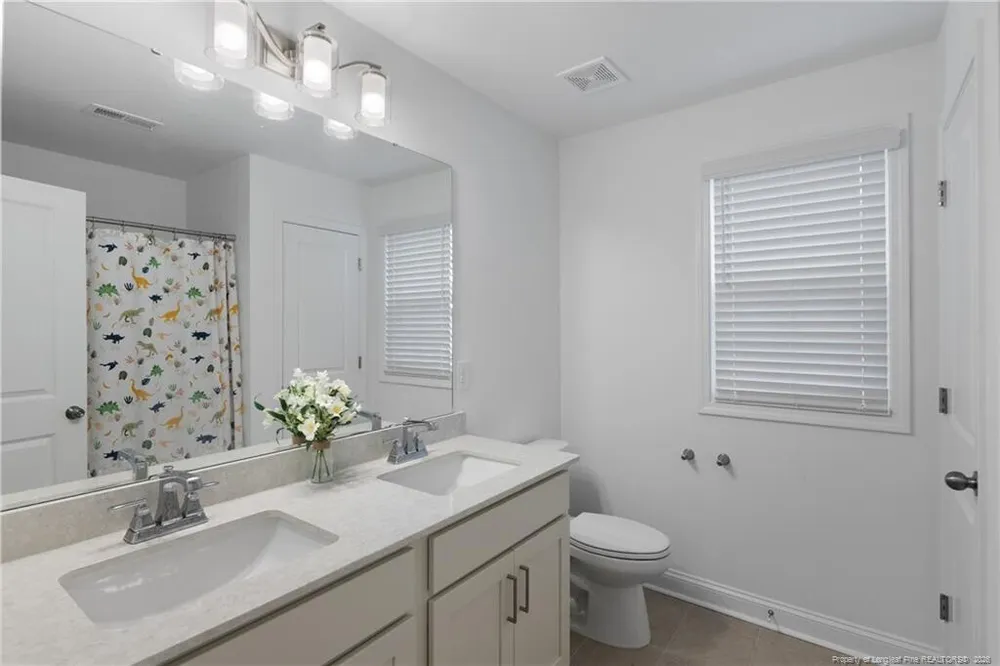 127 Plantation Dr, Southern Pines, NC 28387