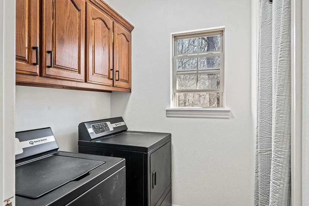6 Burns Circle, Bella Vista, AR 72714
