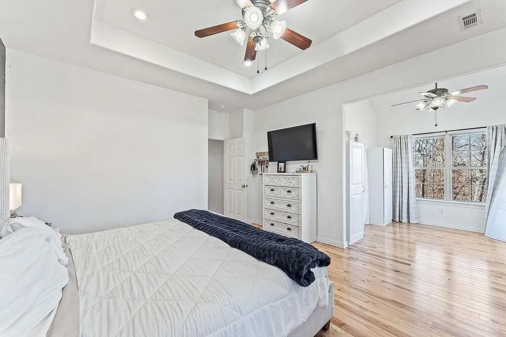 6 Burns Circle, Bella Vista, AR 72714