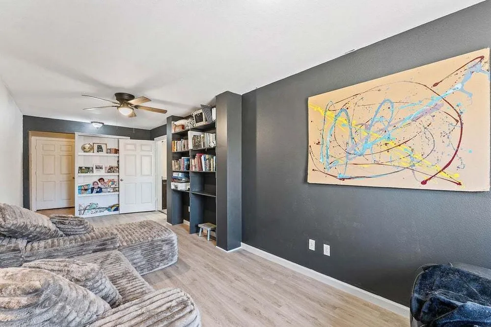 6 Burns Circle, Bella Vista, AR 72714