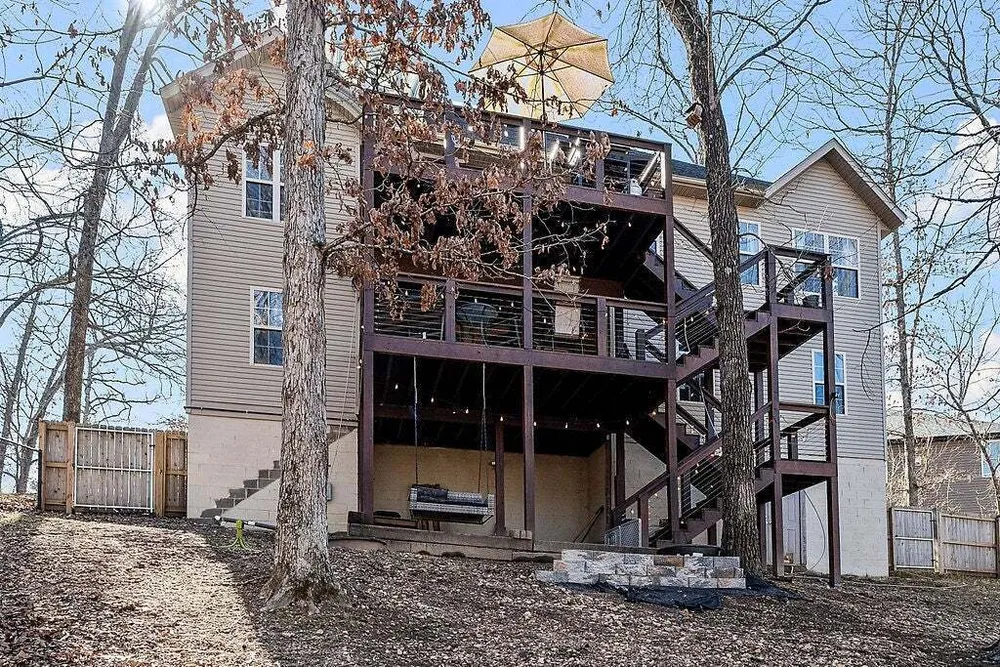 6 Burns Circle, Bella Vista, AR 72714