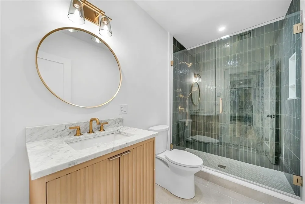222 Grove St, Wellesley, MA 02482