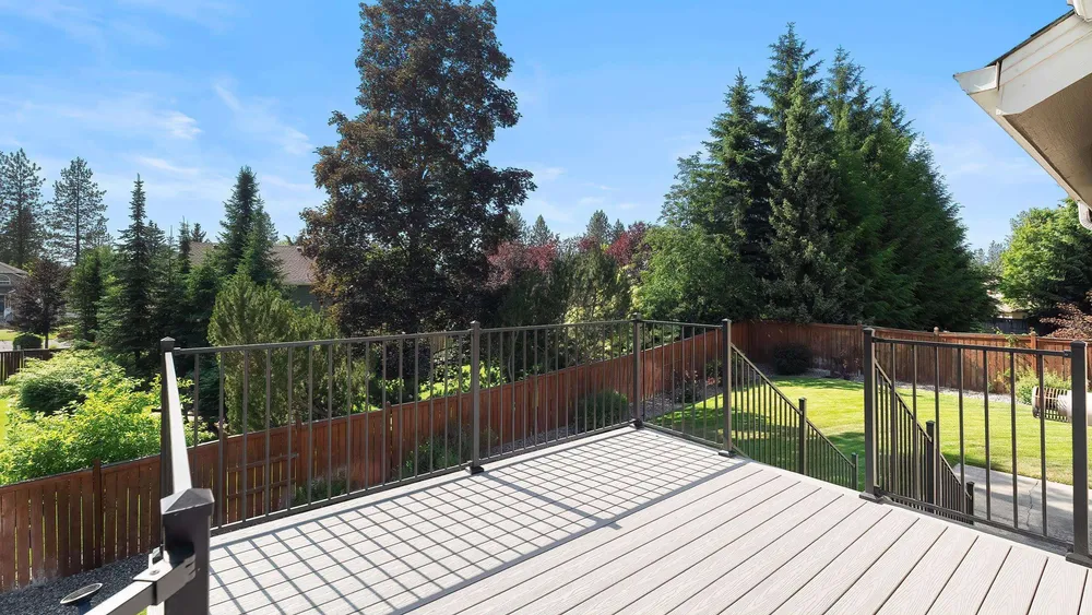 1220 E Brierwood Dr, Spokane, WA 99218
