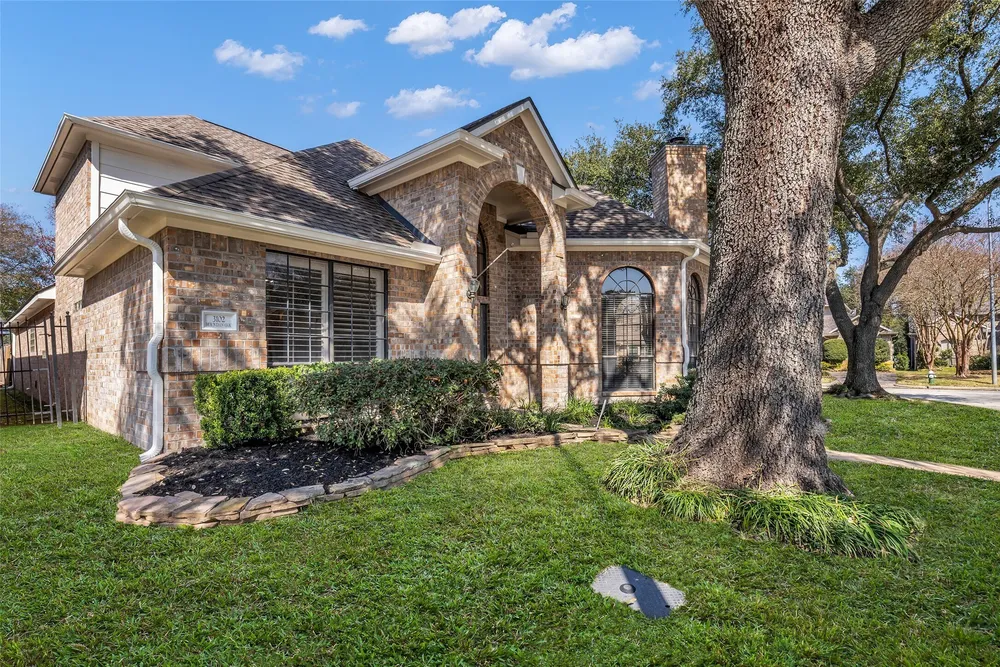 3102 Mountain Oak Ct, Houston, TX 77068