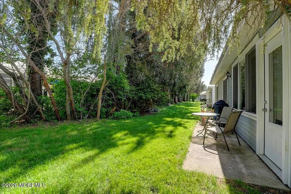 32 Abbey Rd, Brick, NJ 08723