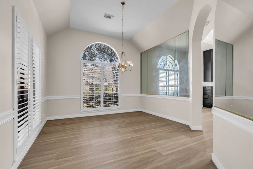 3102 Mountain Oak Ct, Houston, TX 77068