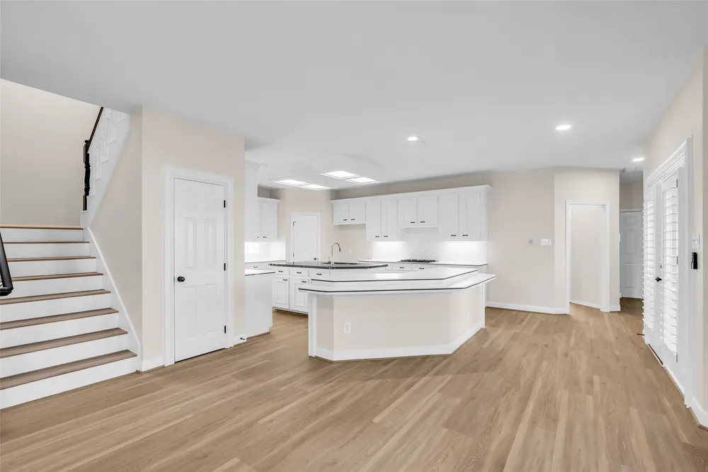 3102 Mountain Oak Ct, Houston, TX 77068